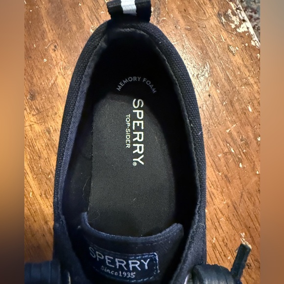 Sperry Women's Crest Vibe Core Sneaker sz 8.5 wide - Picture 9 of 11